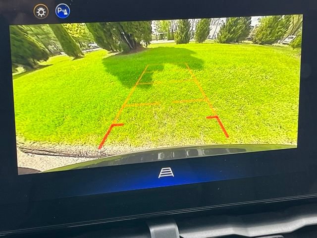 Used 2026 Chevrolet Equinox LT AWD/4WD image 15