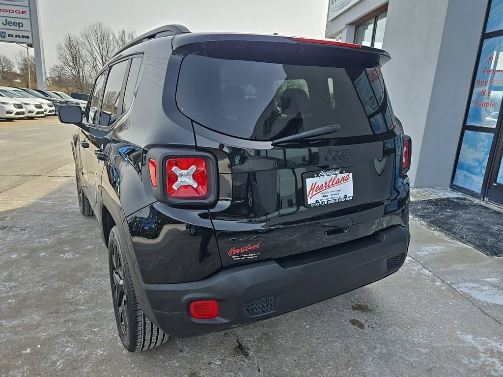 Used 2023 Jeep Renegade Altitude w/ Sun/Sound Group image 8
