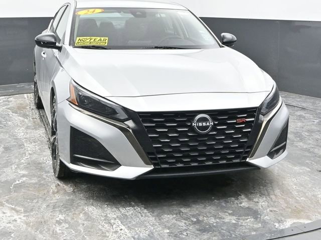 Used 2024 Nissan Altima 2.5 SR image 4