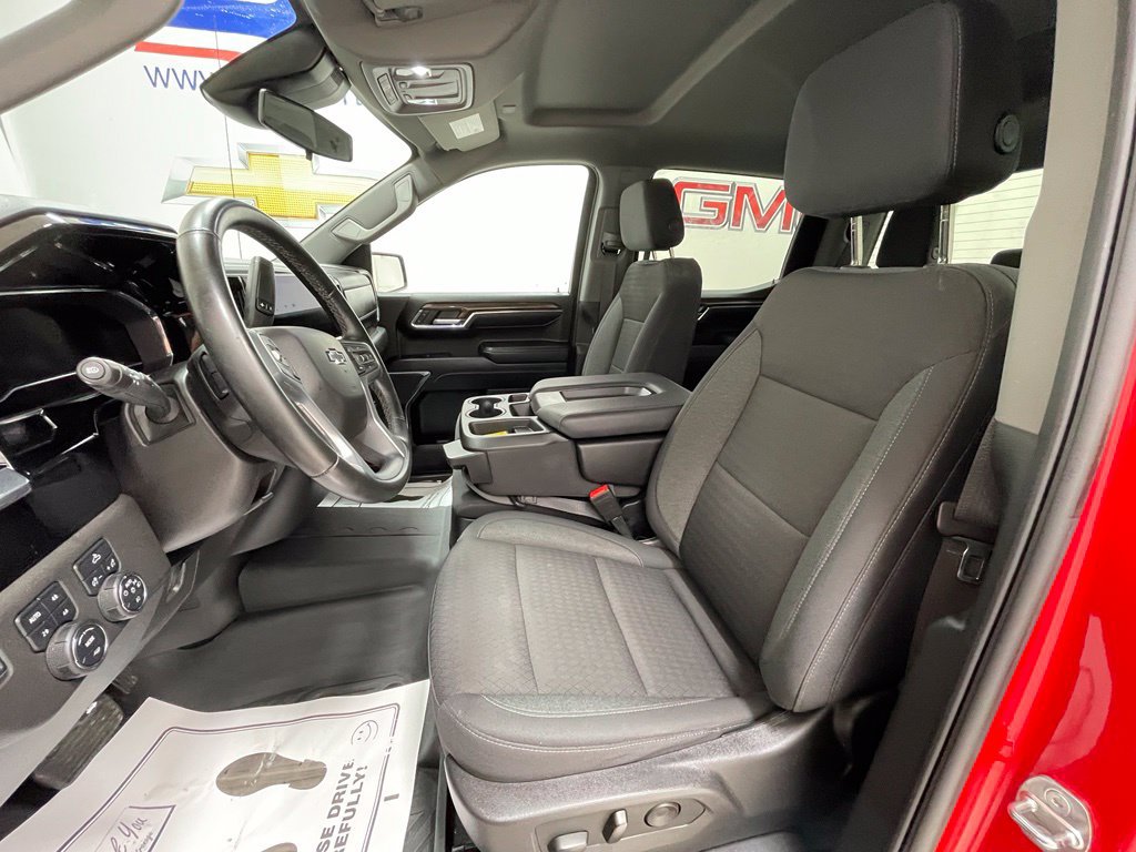 Used 2024 Chevrolet Silverado 1500 LT Trail Boss AWD/4WD image 17