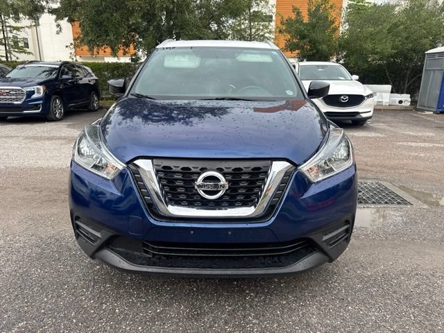 Used 2018 Nissan Kicks SV FWD image 2