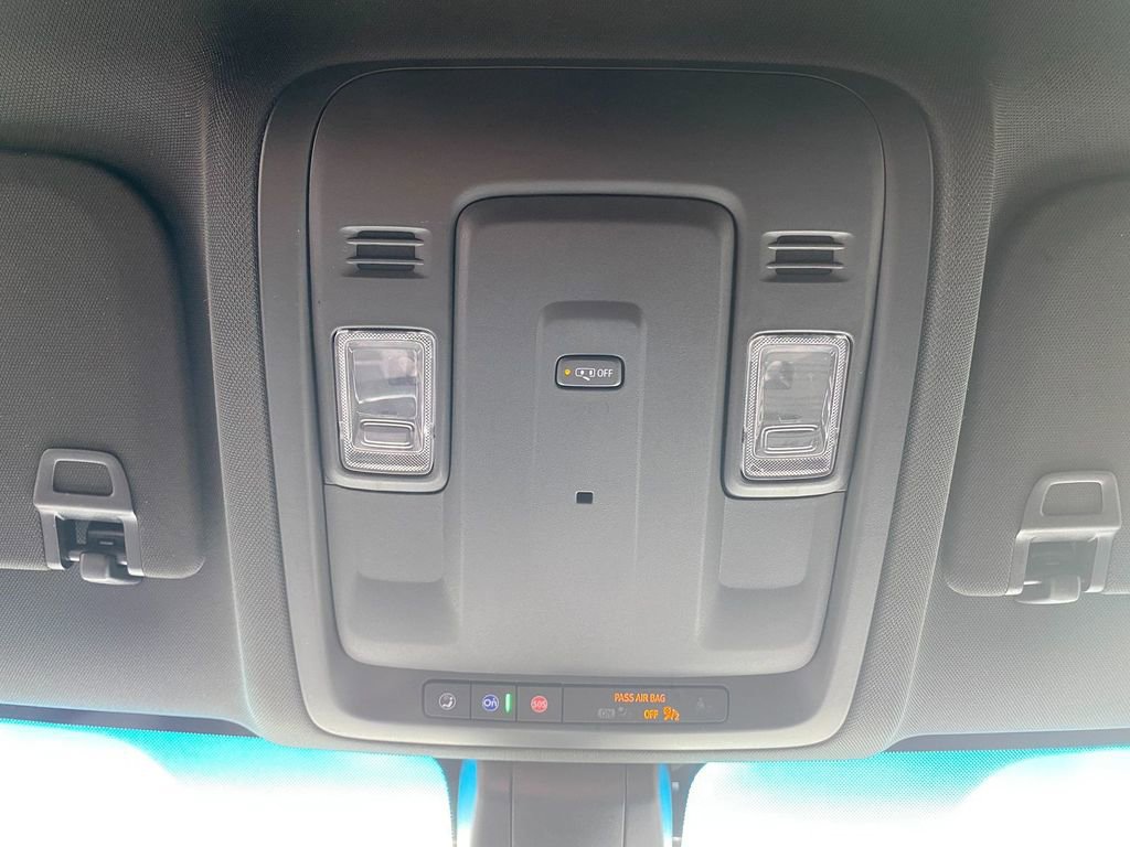 Used 2021 GMC Yukon XL SLE w/ Gmc Pro Safety Plus Package image 23