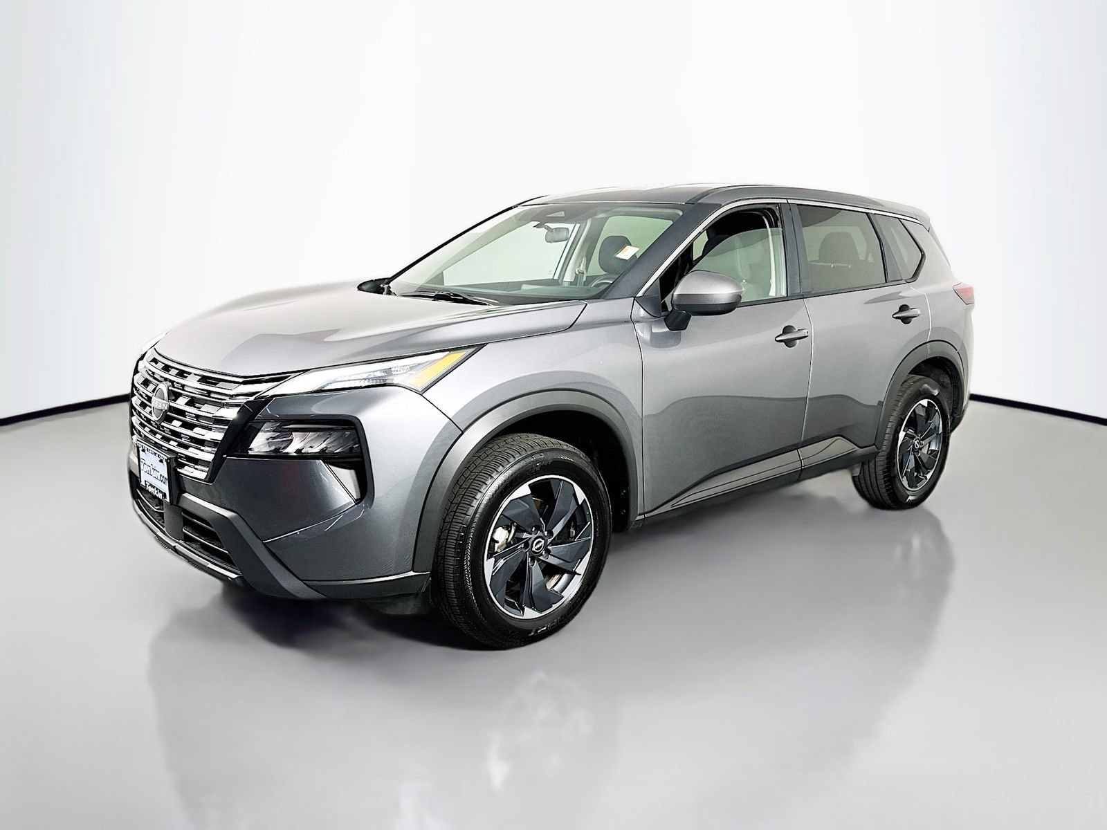Used 2024 Nissan Rogue SV AWD/4WD image 4