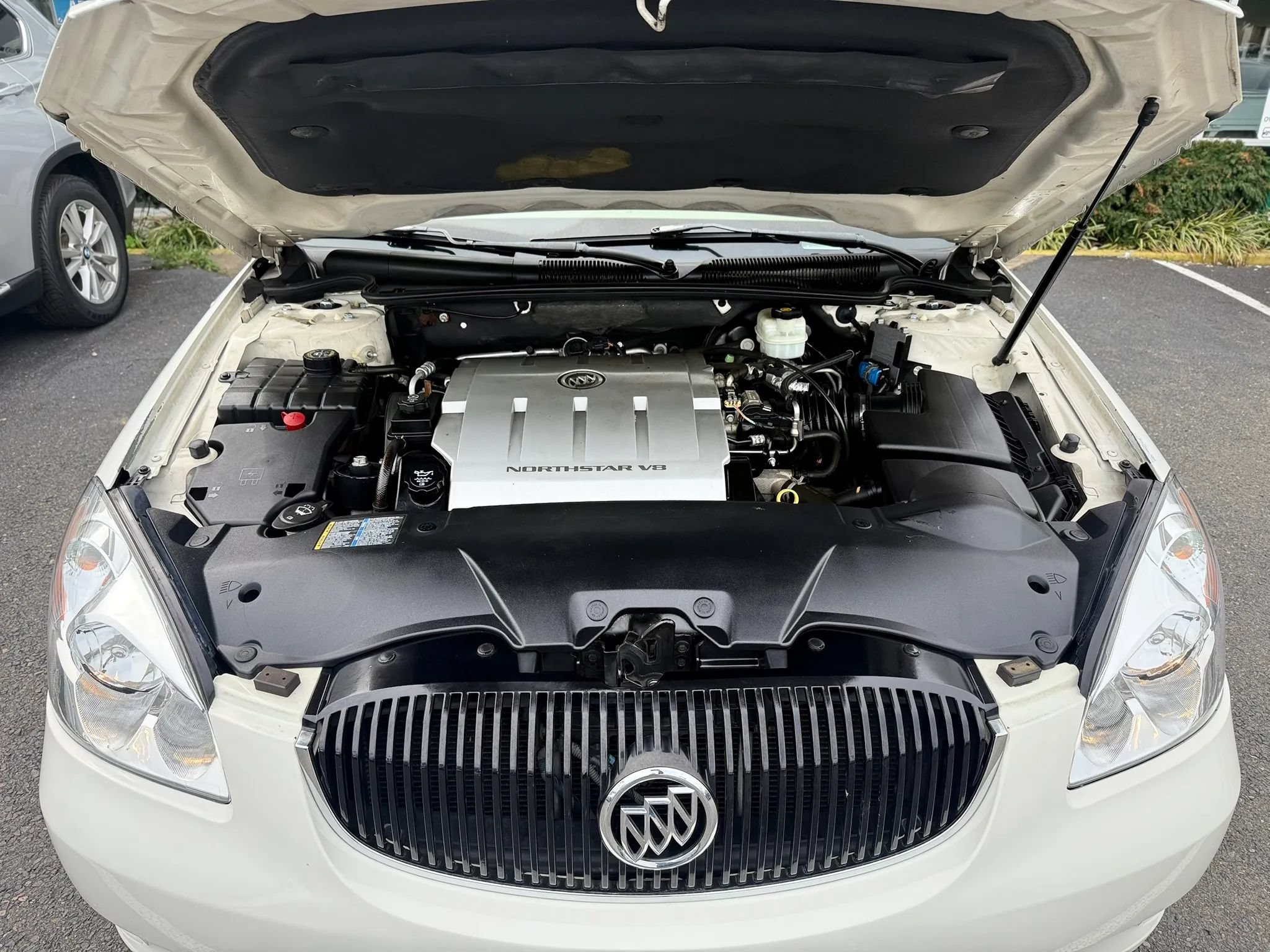 Used 2006 Buick Lucerne CXS w/ Driver Confidence Package FWD image 39
