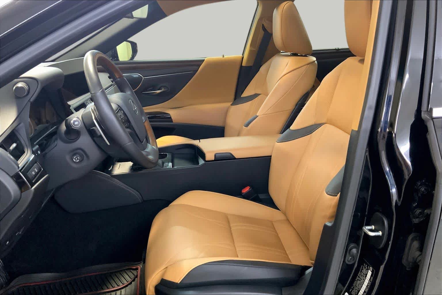 Used 2024 Lexus ES 350 Ultra Luxury FWD image 7