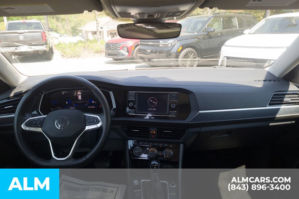 Used 2024 Volkswagen Jetta SE image 21