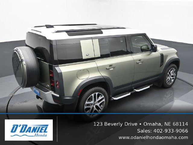 Used 2020 Land Rover Defender 110 HSE AWD/4WD image 18