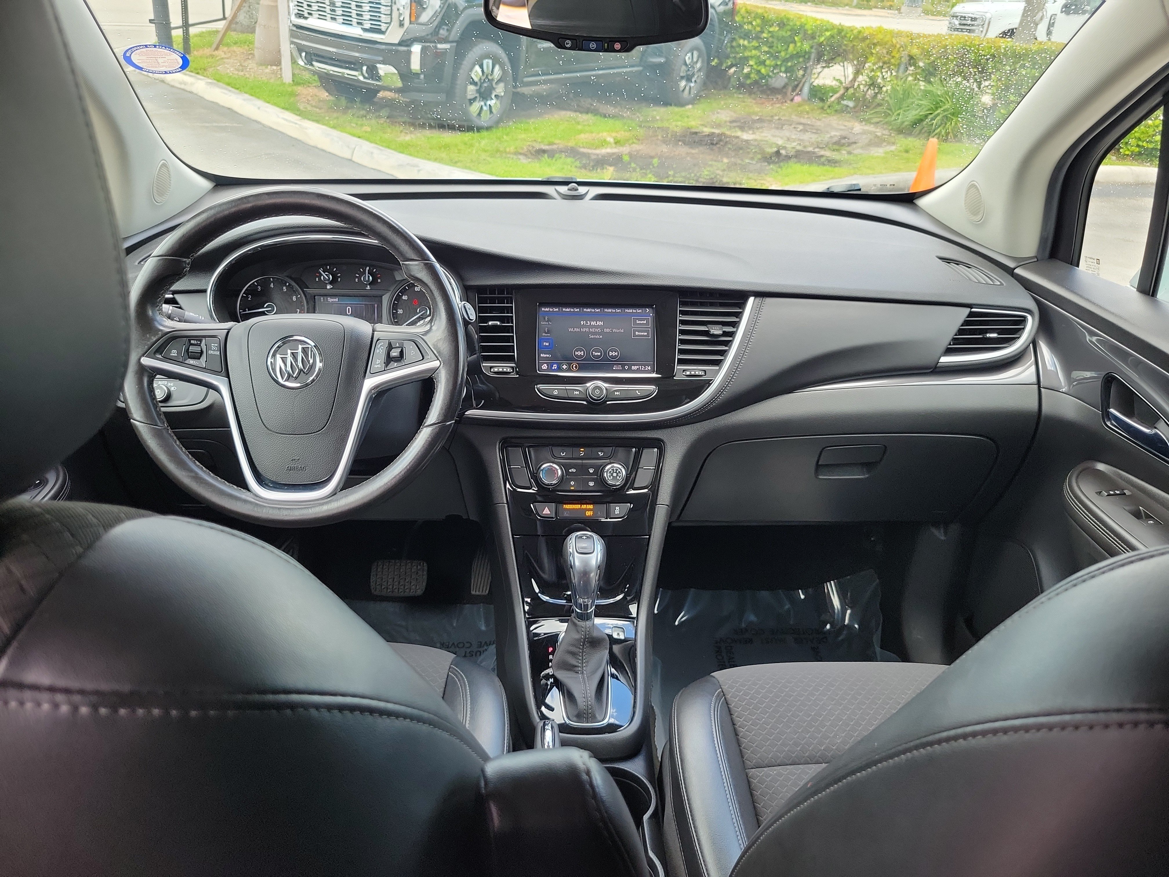Used 2022 Buick Encore Preferred FWD image 17