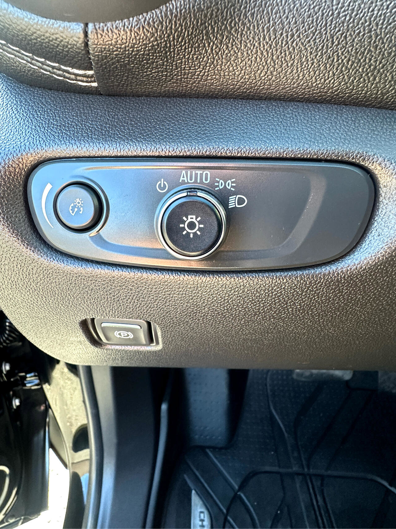 Used 2024 Chevrolet Blazer LT w/ Convenience Package image 34