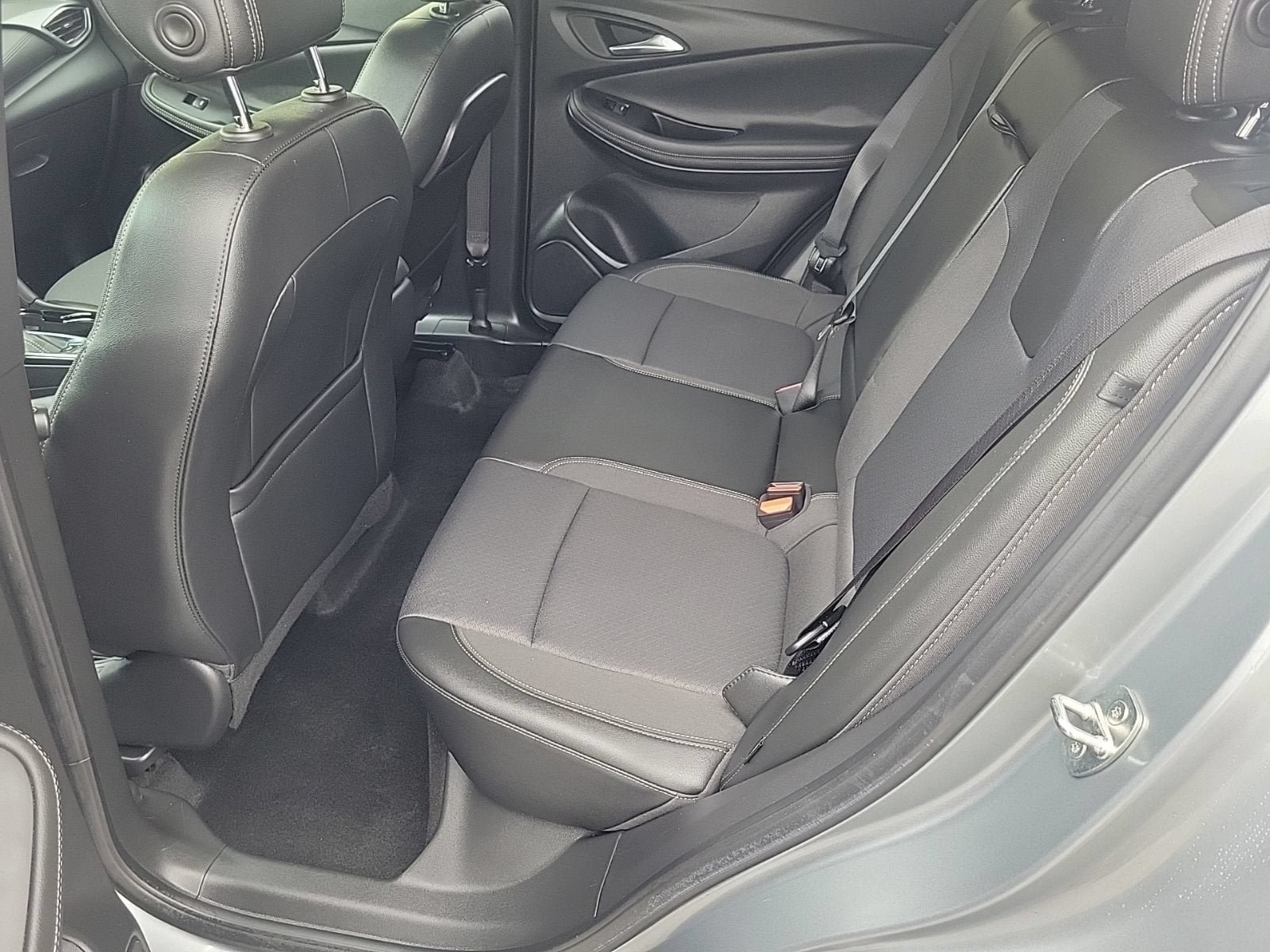 Used 2023 Buick Encore GX Select FWD image 13