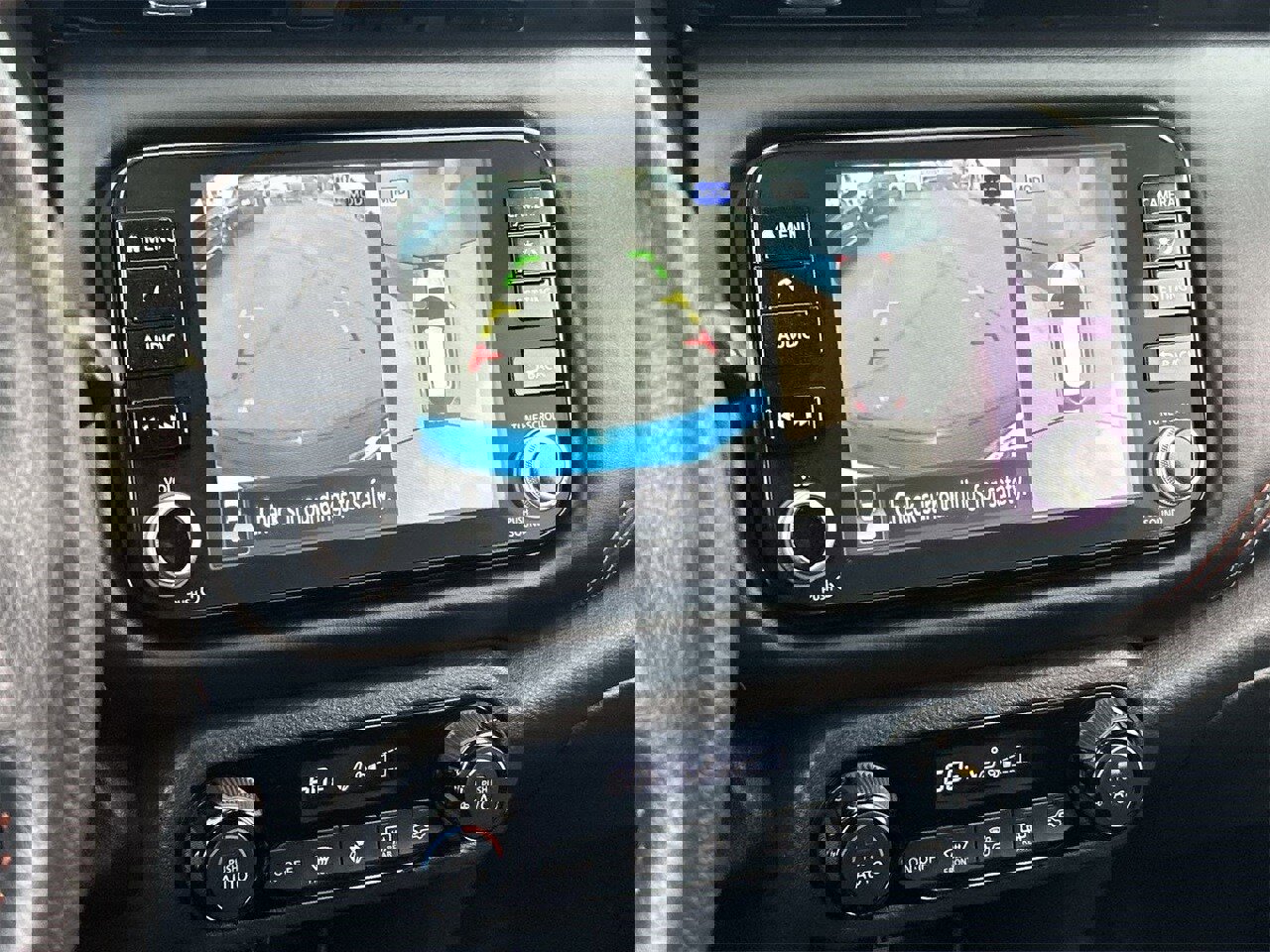 Used 2023 Nissan Kicks SR image 23