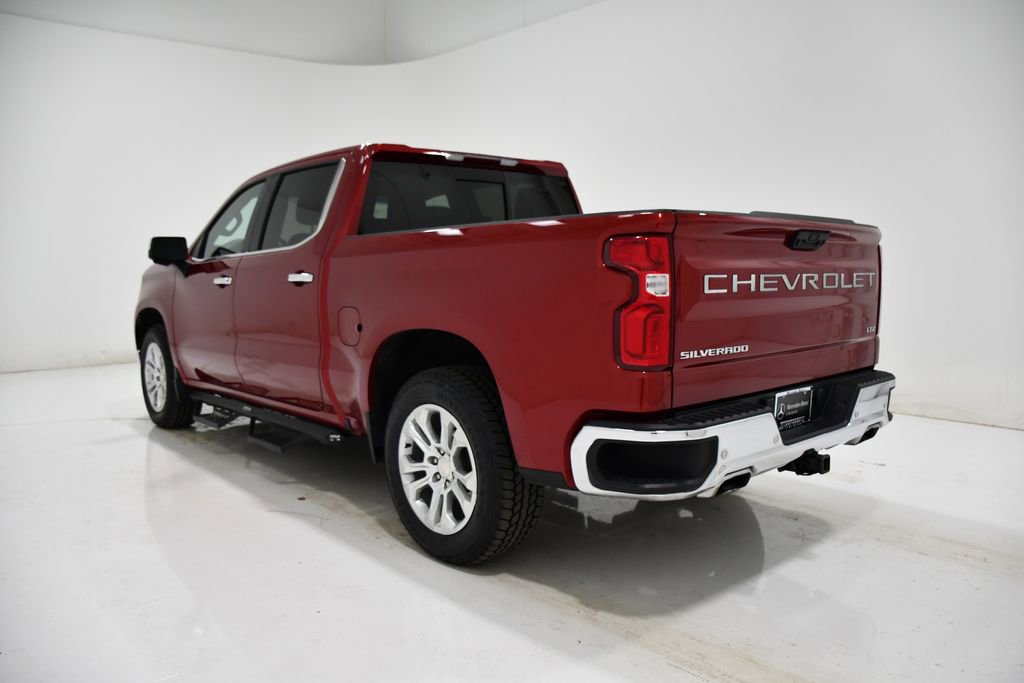 Used 2024 Chevrolet Silverado 1500 LTZ w/ LTZ Premium Package image 3