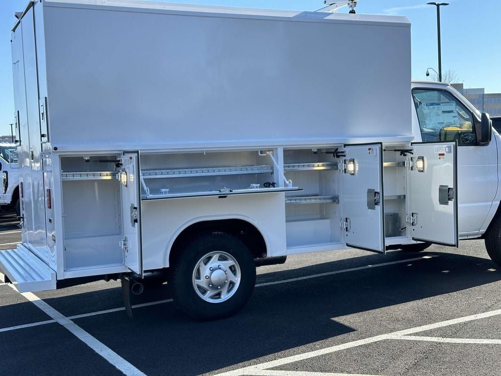 New 2025 Ford E-350 and Econoline 350 Super Duty w/ Power Equipment Group RWD image 8