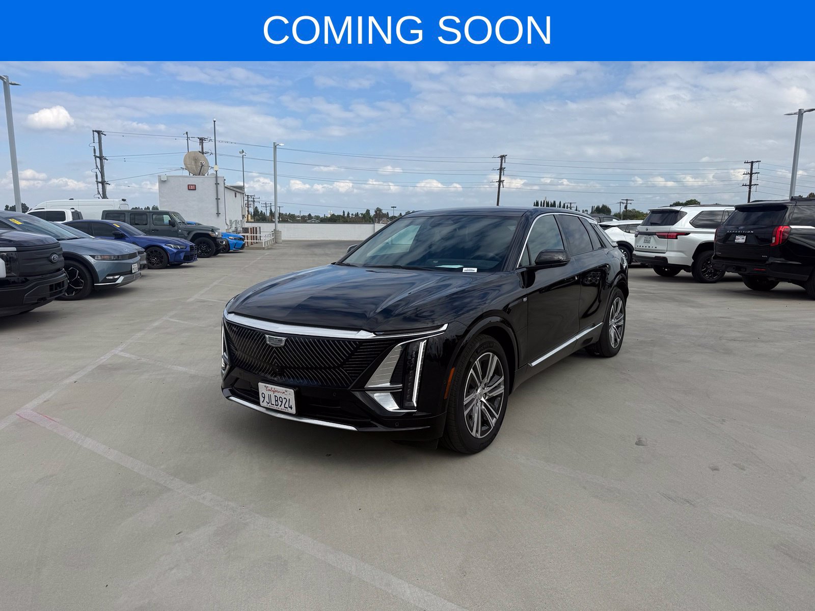 Used 2024 Cadillac Lyriq Luxury RWD image 1