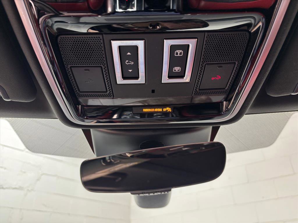 Used 2019 Land Rover Range Rover Sport HSE Dynamic image 12