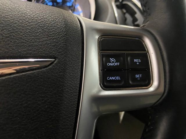 Used 2012 Chrysler Town & Country Touring-L w/ Premium Group FWD image 64
