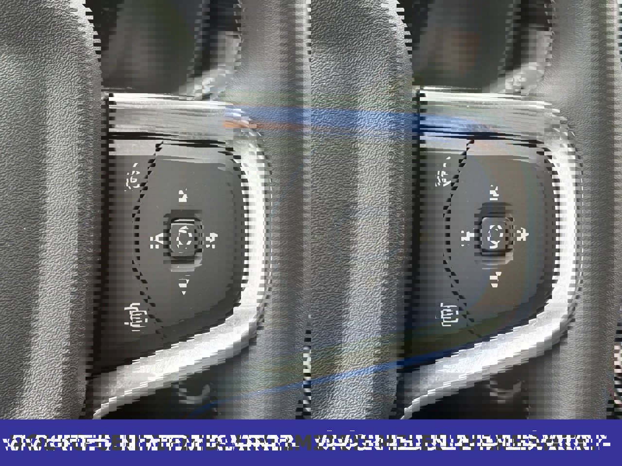 Certified 2023 Volvo XC40 B5 Plus w/ Driver Assist Package image 20