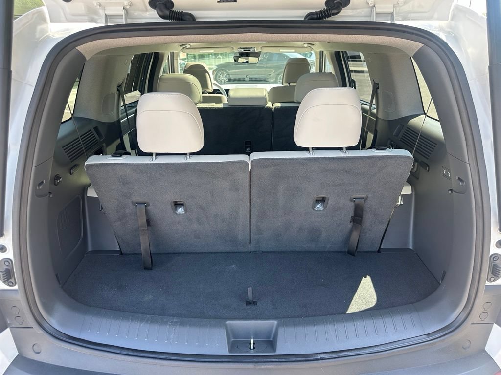 Certified 2024 Hyundai Santa Fe Limited AWD/4WD image 29