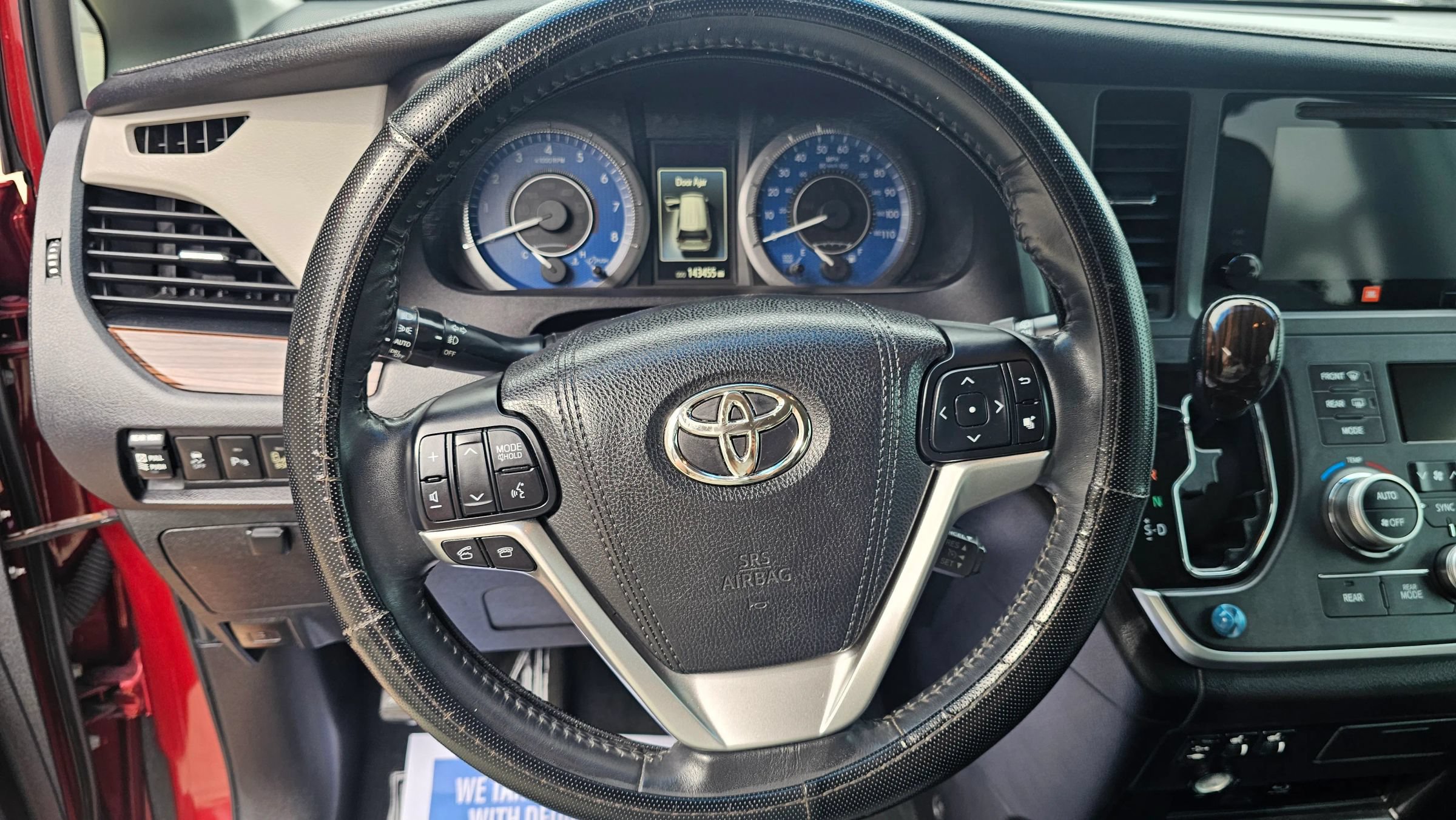 Used 2015 Toyota Sienna Limited Premium FWD image 14