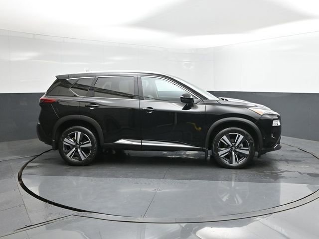 Used 2023 Nissan Rogue SL w/ SL Premium Package image 26