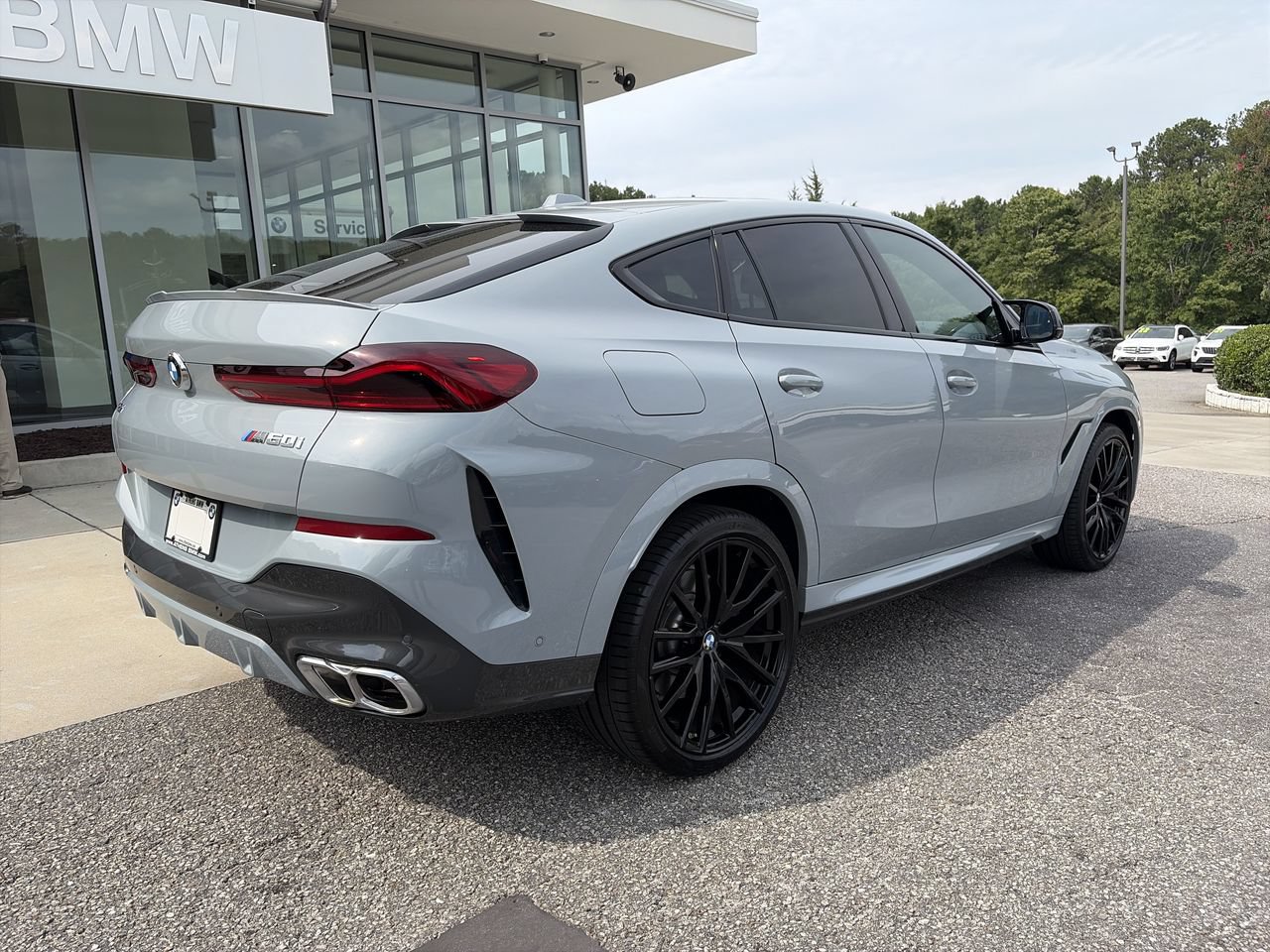 Certified 2026 BMW X6 M60i AWD/4WD image 8