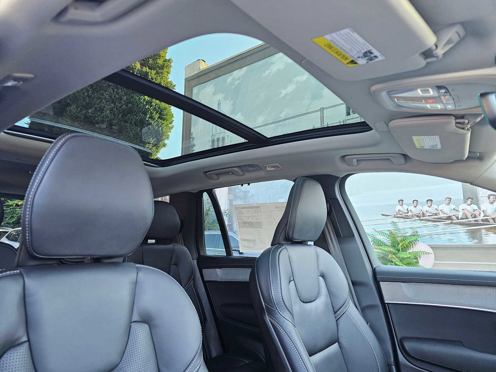 New 2026 Volvo XC90 B6 Ultra w/ Protection Package image 11