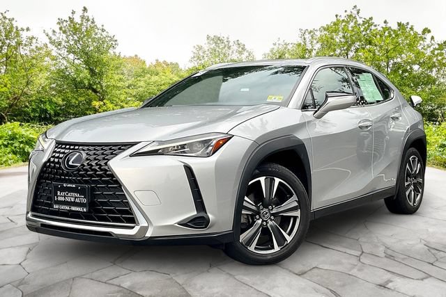 Used 2019 Lexus UX 250h w/ Accessory Package 2 AWD/4WD image 3
