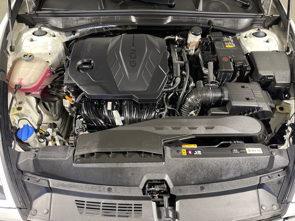 Certified 2022 Hyundai Sonata SEL w/ Winter Weather Package FWD image 9