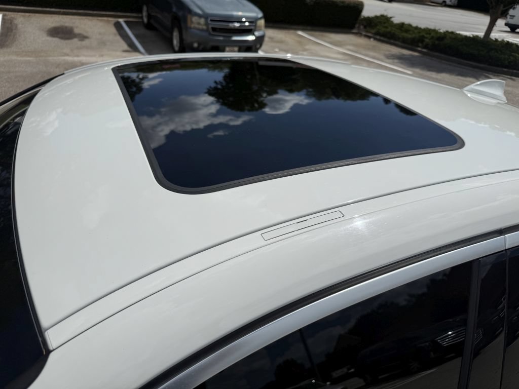 Used 2020 BMW 330i Sedan w/ Convenience Package RWD image 11