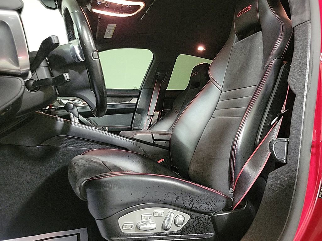 Used 2015 Porsche Panamera GTS image 12