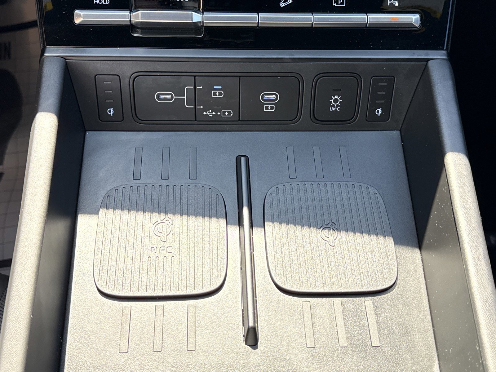 Used 2025 Hyundai Santa Fe Calligraphy image 37