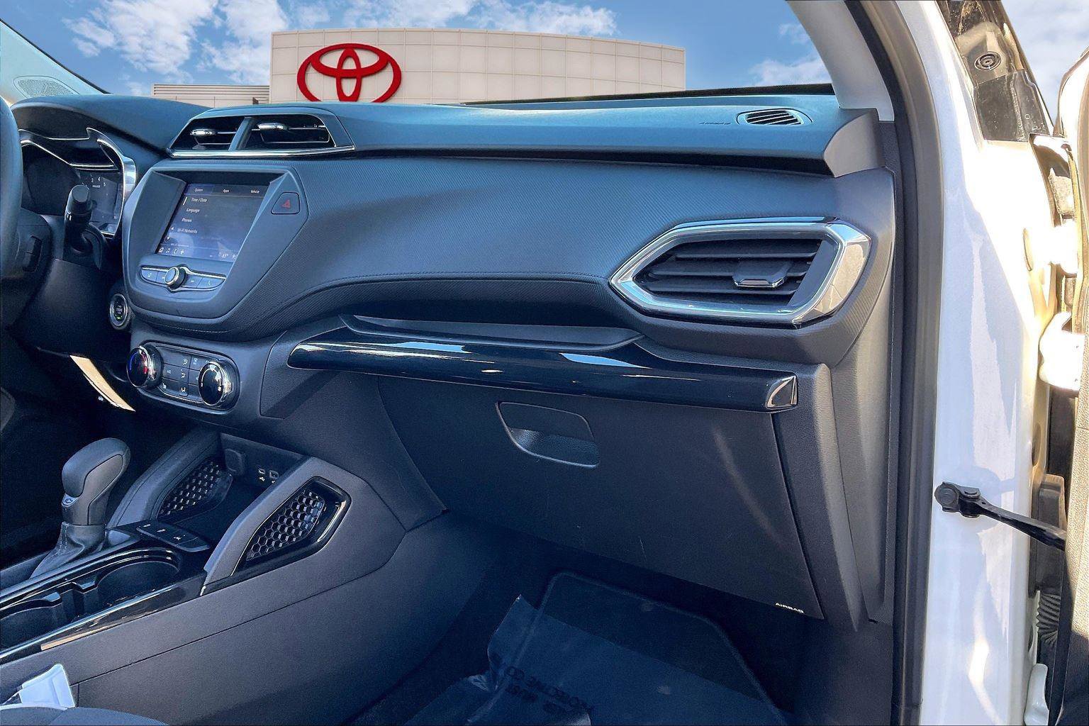 Used 2023 Chevrolet TrailBlazer LT image 16