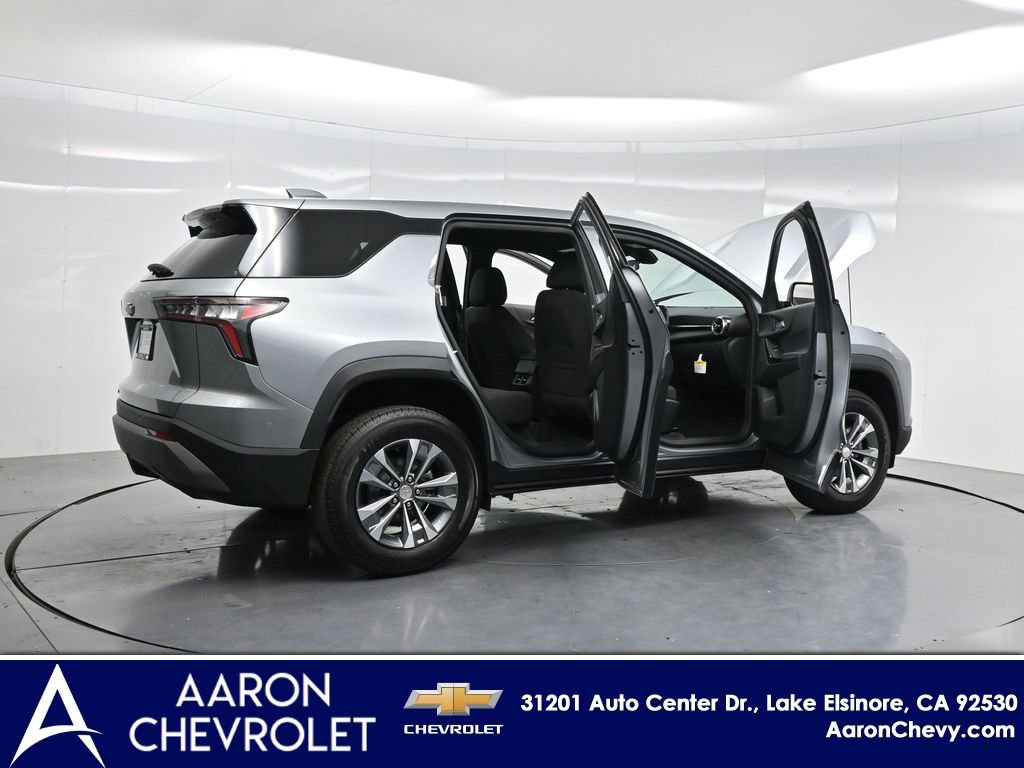 New 2026 Chevrolet Equinox LT image 4