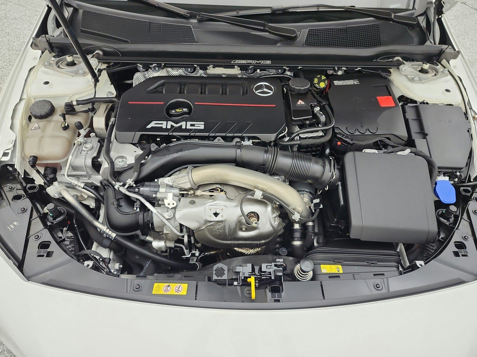 Certified 2023 Mercedes-Benz CLA 35 AMG 4MATIC image 17