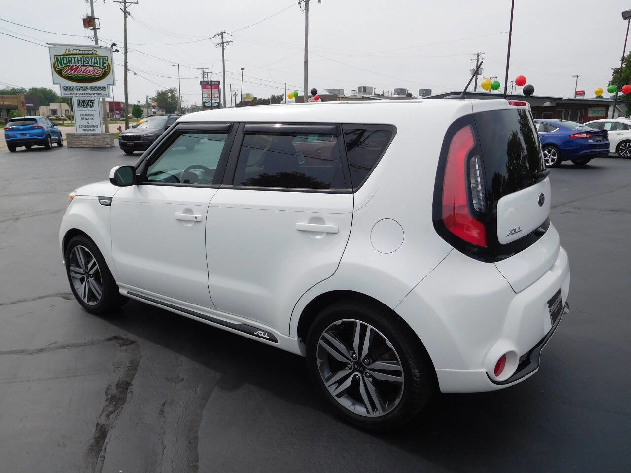 Used 2016 Kia Soul + w/ Soulful Package image 3