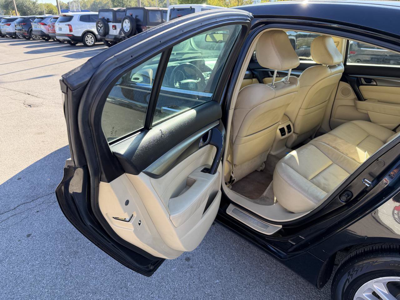 Used 2010 Acura TL w/ Technology Package FWD image 11
