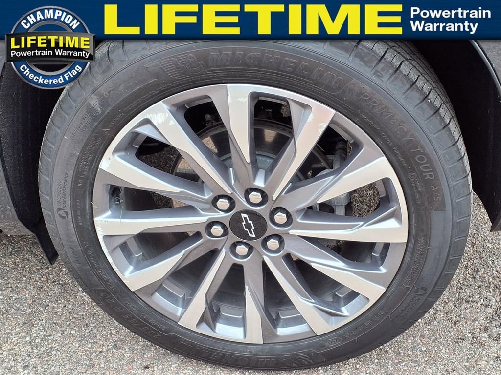 Used 2025 Chevrolet Blazer Premier w/ LPO, Floor Liner Package AWD/4WD image 9