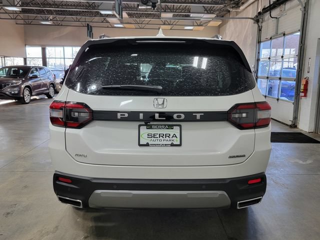 New 2026 Honda Pilot Touring image 6