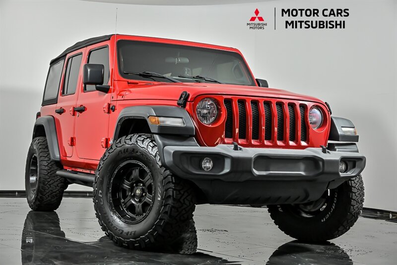 Used 2018 Jeep Wrangler Unlimited Sport AWD/4WD image 1
