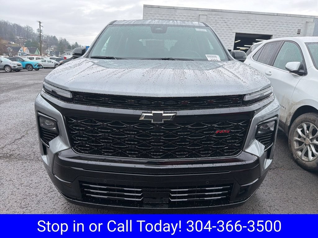 New 2026 Chevrolet Traverse RS w/ LPO, Floor Liner Package AWD/4WD image 2