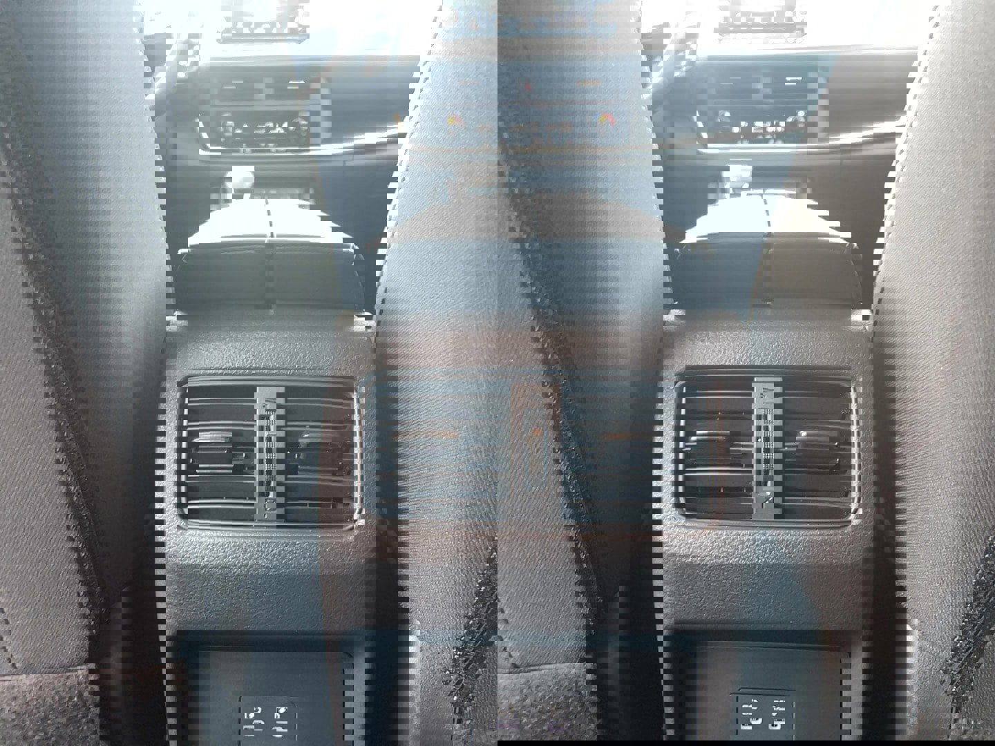 Used 2025 Nissan Rogue SV image 21