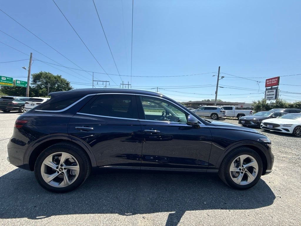 Used 2026 Genesis GV70 2.5T Advanced AWD/4WD image 4