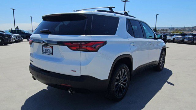 Used 2023 Chevrolet Traverse RS w/ LPO, Floor Liner Package FWD image 8