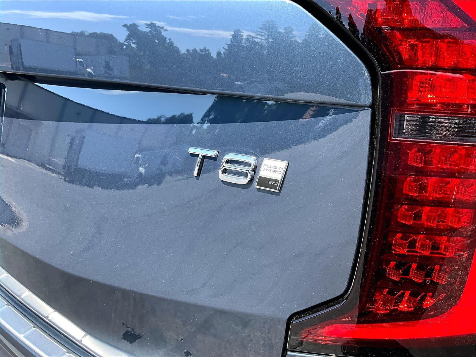 Used 2026 Volvo XC90 T8 Plus w/ Protection Package Premier AWD/4WD image 11