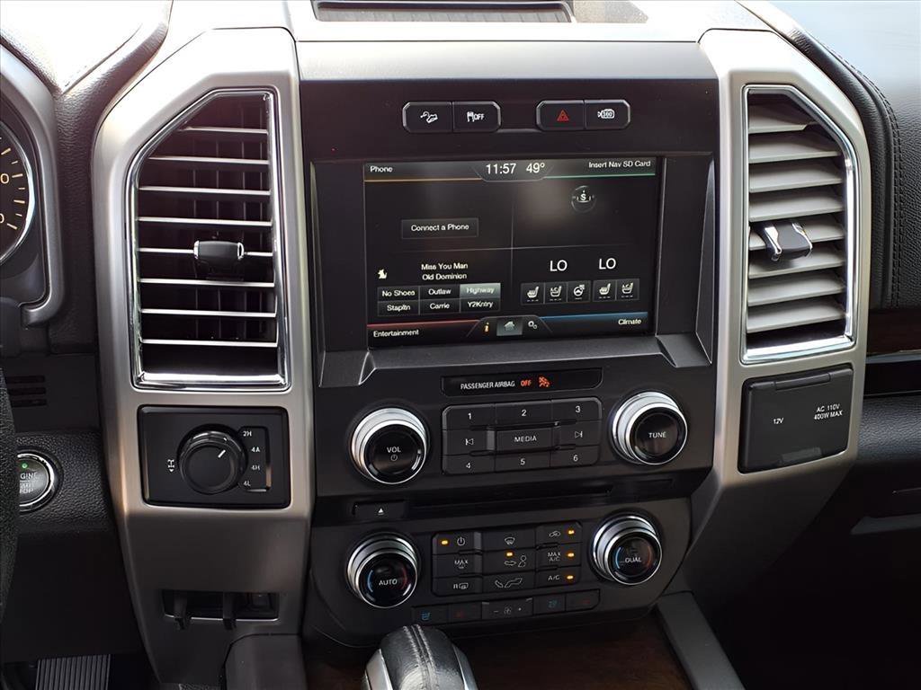 Used 2015 Ford F150 Platinum w/ Equipment Group 701A Luxury image 6