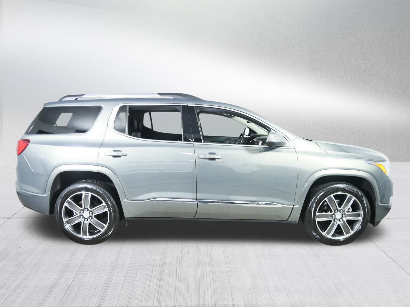 Used 2018 GMC Acadia Denali w/ Technology Package image 8