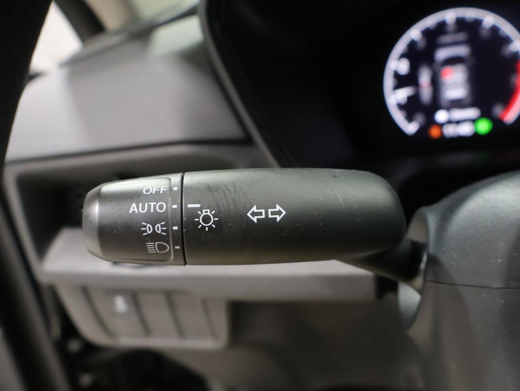 Used 2025 Honda CR-V LX image 36