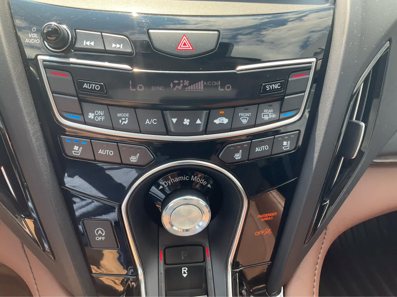 Used 2019 Acura RDX w/ Advance Package AWD/4WD image 10