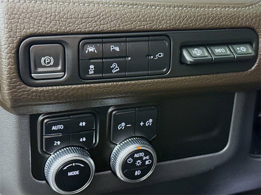 Used 2021 GMC Yukon Denali image 21