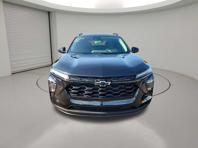 New 2026 Chevrolet Trax LT w/ Driver Confidence Package FWD image 2